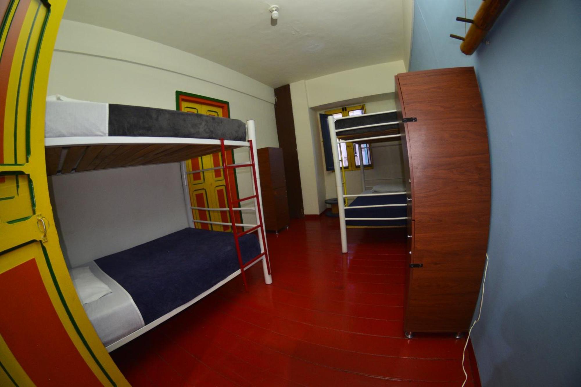 Golden Frog Manizales Hostel Exterior photo